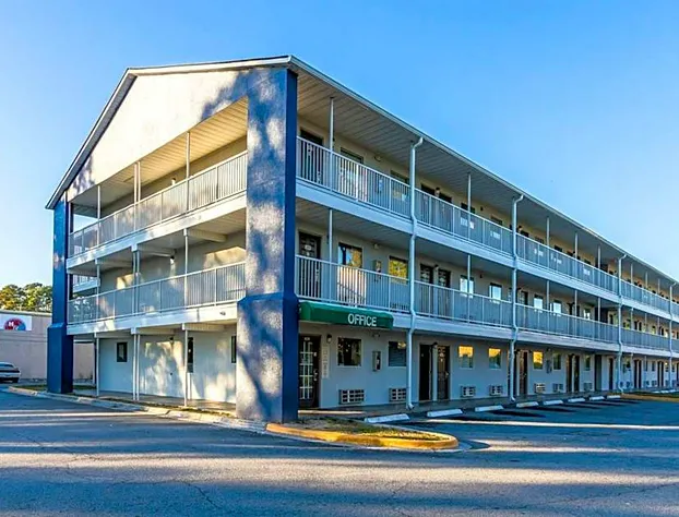 Studio 6 Savannah, GA hotel detail image 3