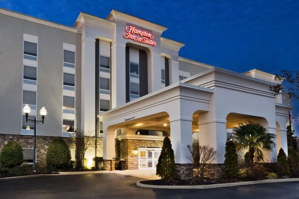 Hampton Inn & Suites Lanett-West Point hotel hero
