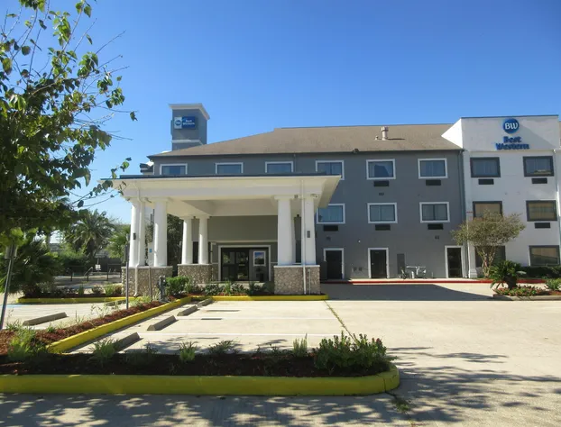 Best Western Champions Forest Inn and Suites hotel detail image 1