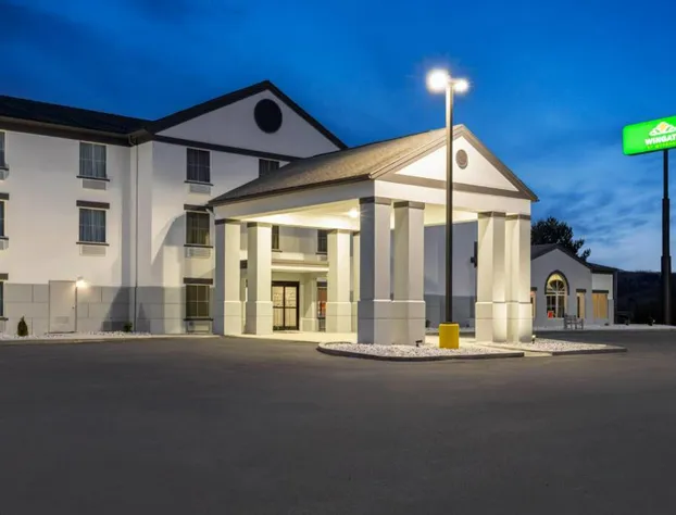 Wingate by Wyndham Clearfield hotel detail image 1