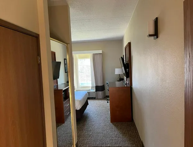 Wingate by Wyndham Clearfield hotel detail image 3