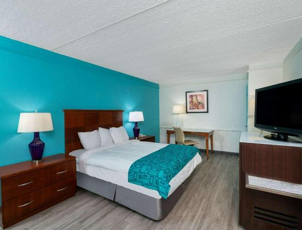 Howard Johnson by Wyndham Atlanta College Park hotel detail image 2