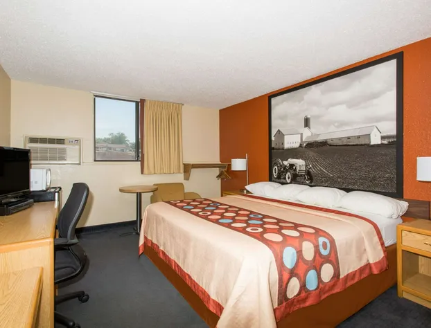 Super 8 by Wyndham Chadron NE hotel detail image 4