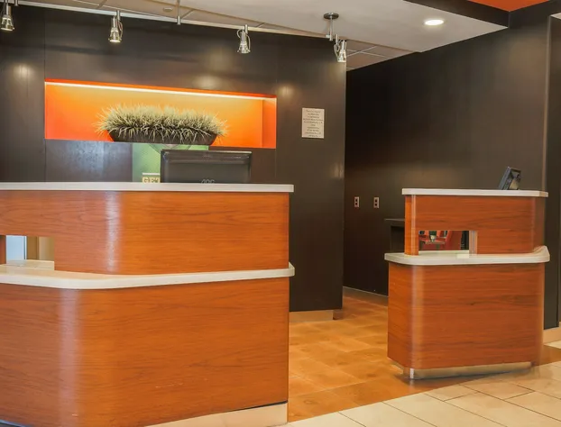 Courtyard Flint by Marriott hotel detail image 1