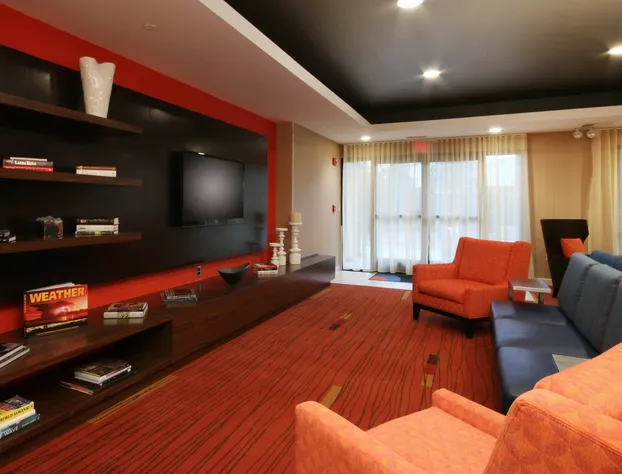 Courtyard Flint by Marriott hotel detail image 3