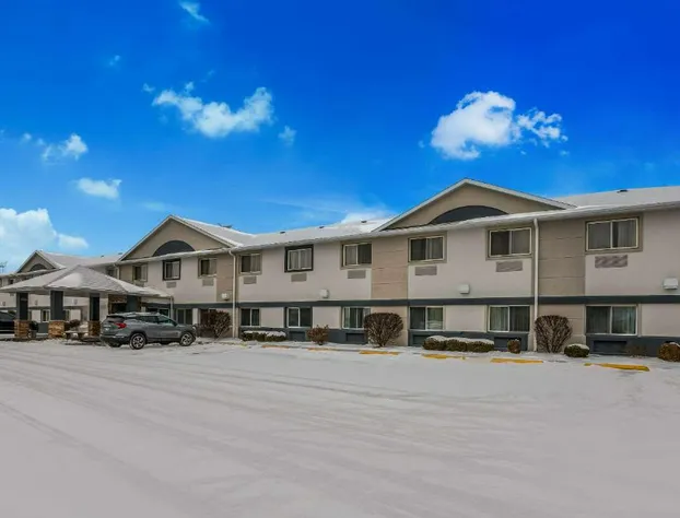 MainStay Suites Joliet I-80 hotel detail image 1