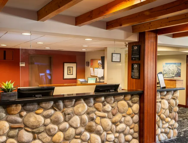 Lobstick Lodge hotel detail image 2