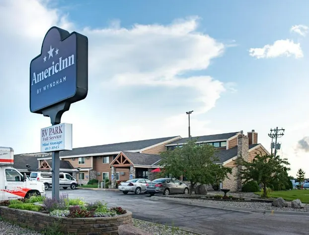 AmericInn by Wyndham Roseau hotel detail image 1