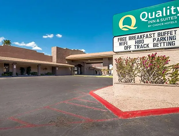 Quality Inn & Suites Lake Havasu City hotel detail image 1