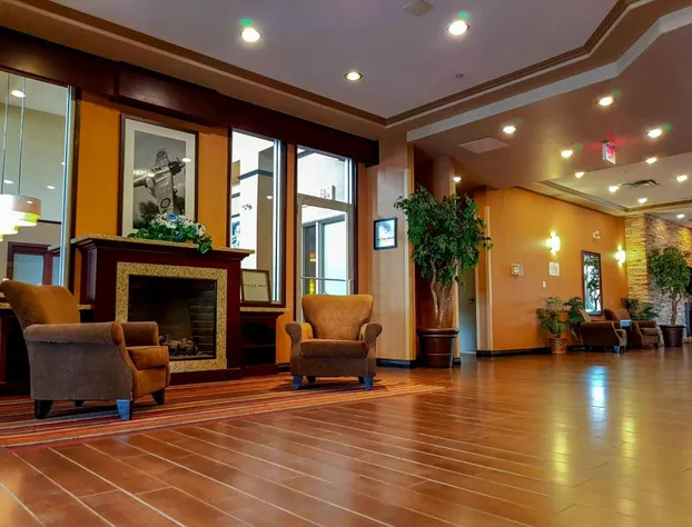 Hampton Inn & Suites by Hilton Edmonton Intl Airport hotel detail image 3