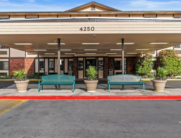 Ellis Island Hotel hotel detail image 4