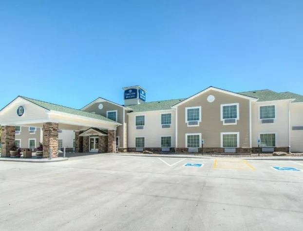Cobblestone Inn & Suites - Holyoke hotel detail image 1