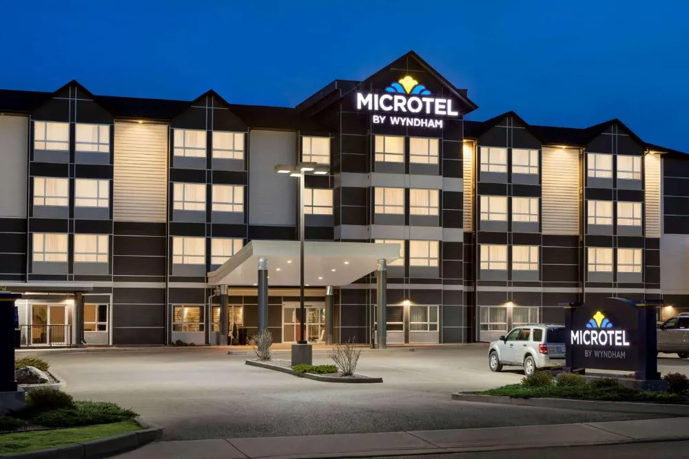 Microtel Inn & Suites By Wyndham Lloydminster hotel hero
