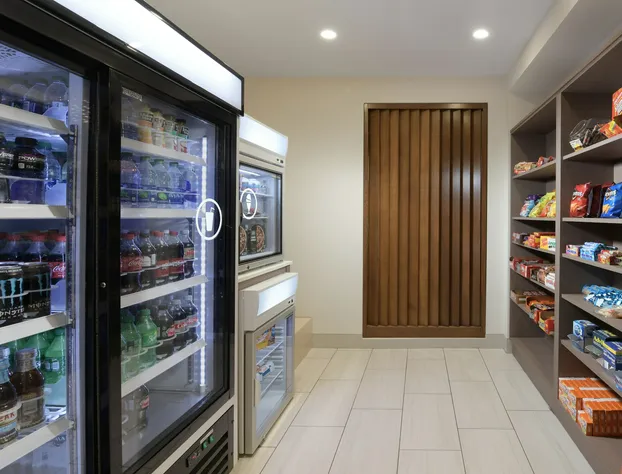 Holiday Inn Express Hotel & Suites Camden by IHG hotel detail image 3