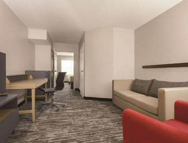 Country Inn & Suites by Radisson, Panama City, FL hotel detail image 4