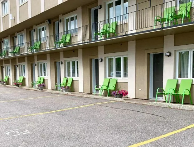 Quality Inn Mont-Laurier hotel detail image 1