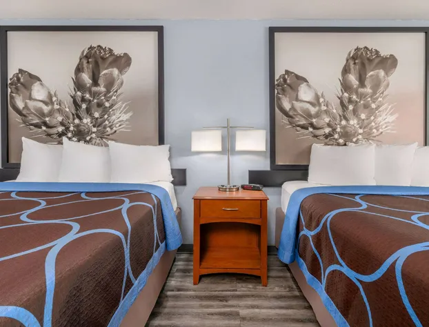 Super 8 by Wyndham Clayton hotel detail image 4