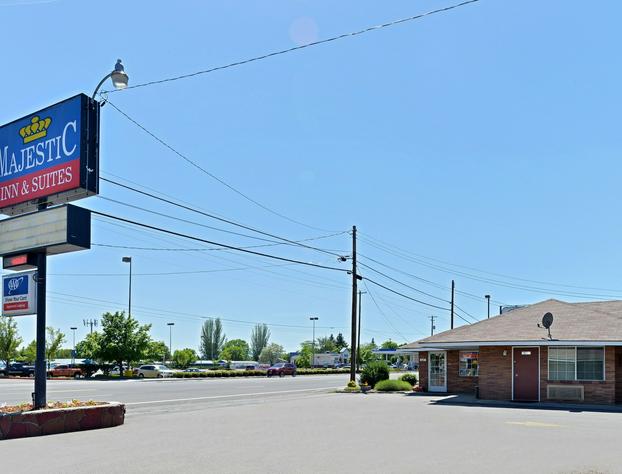 Majestic Inn And Suites hotel detail image 2