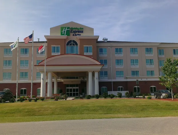 Holiday Inn Express Hotel & Suites Smithfield - Selma I -95 by IHG hotel detail image 1