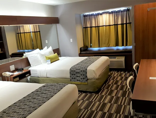 Microtel Inn & Suites by Wyndham Bellevue/Omaha hotel detail image 3