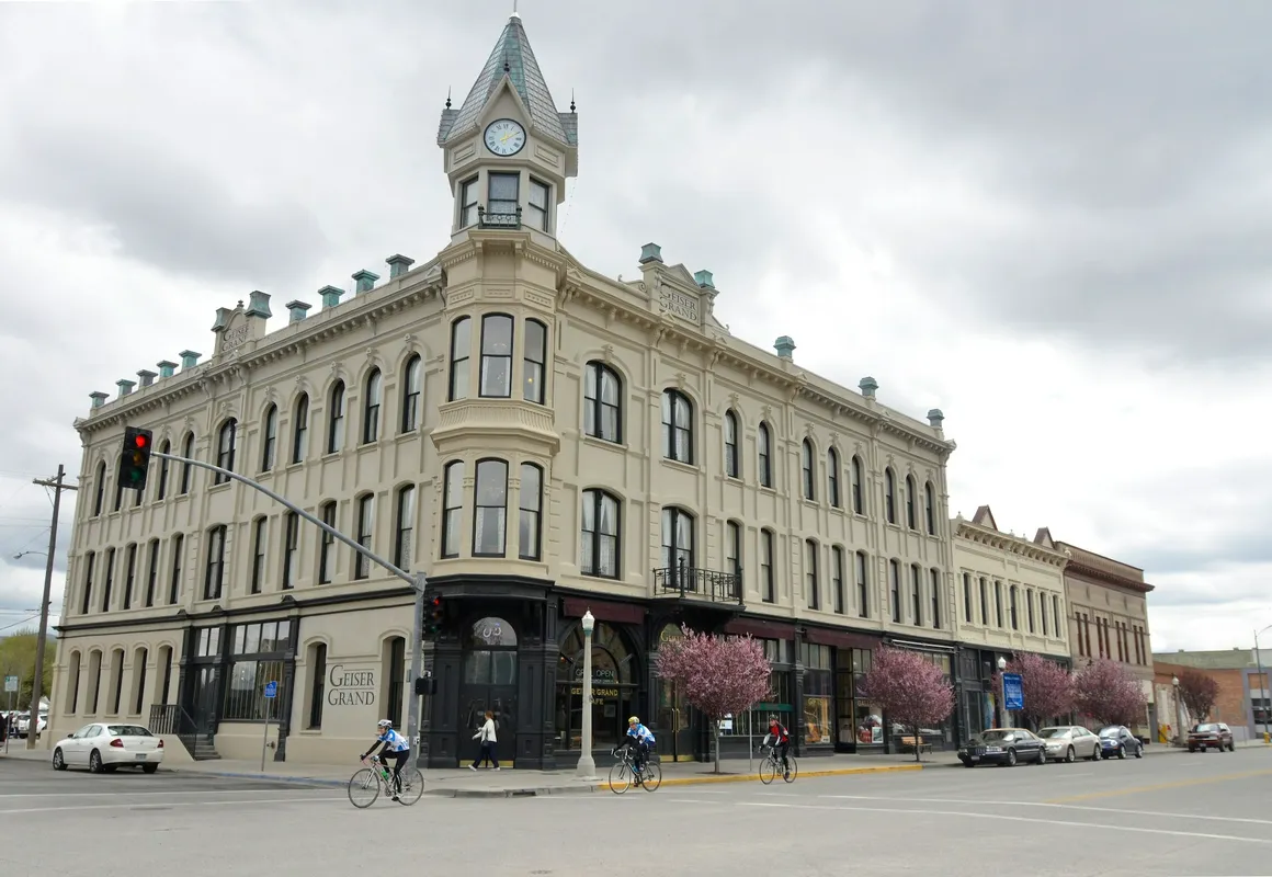 Geiser Grand Hotel hotel hero