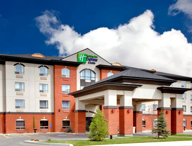 Holiday Inn Express Hotel & Suites WHITECOURT by IHG hotel detail image 1