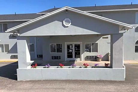 Super 8 by Wyndham Price hotel detail image 1