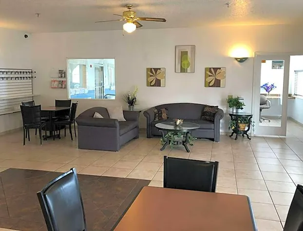 Super 8 by Wyndham Price hotel detail image 1