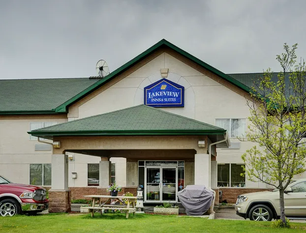 Lakeview Inns & Suites hotel detail image 2
