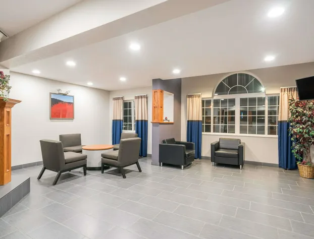 Microtel Inn & Suites by Wyndham Springfield hotel detail image 2