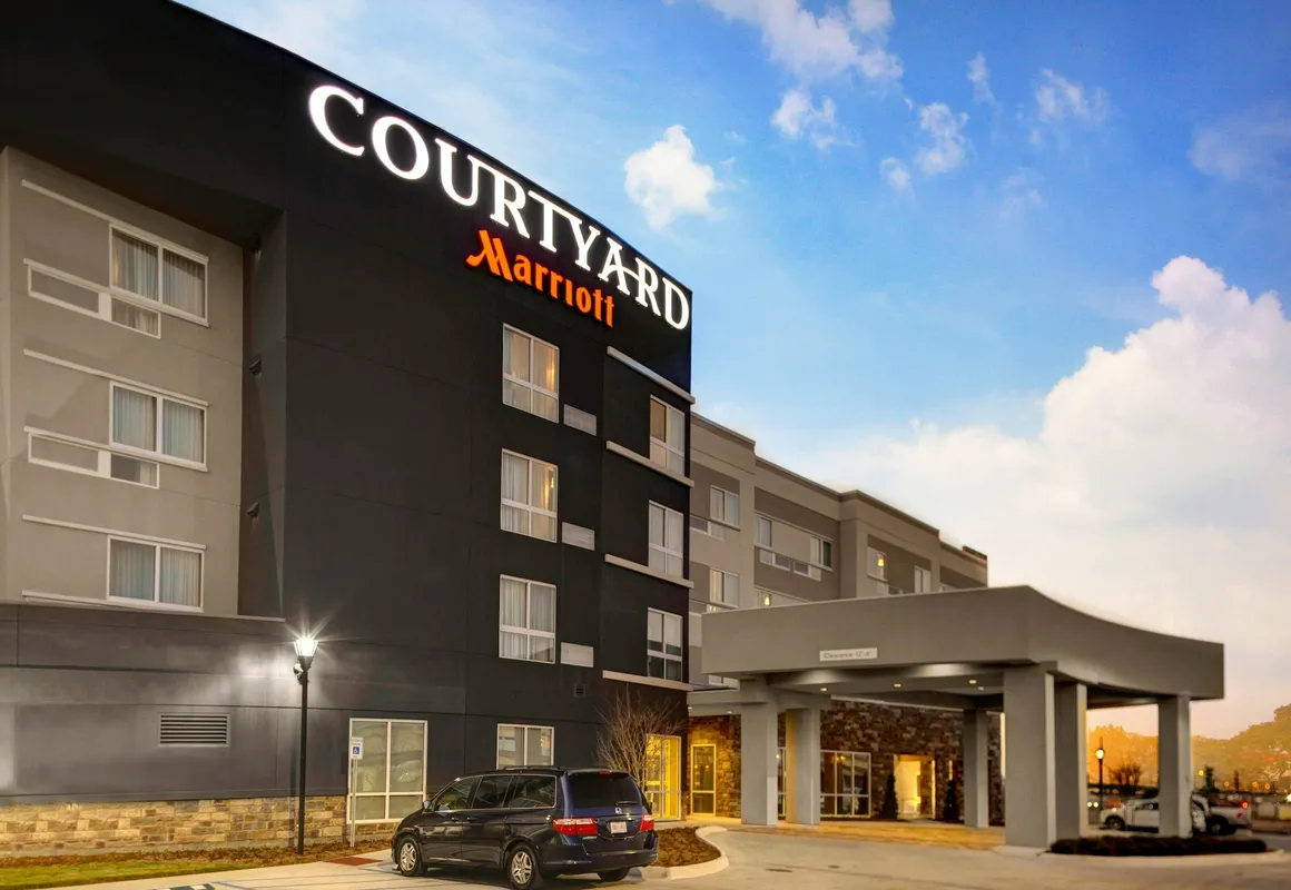 Courtyard by Marriott New Orleans Westbank/Gretna hotel hero