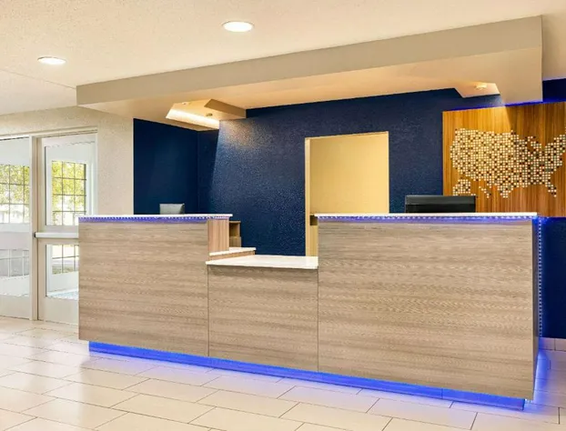 Microtel Inn & Suites by Wyndham New Ulm hotel detail image 2