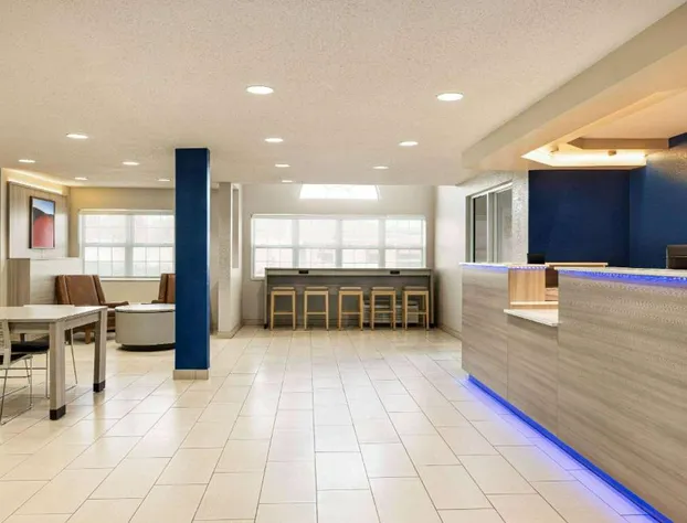 Microtel Inn & Suites by Wyndham New Ulm hotel detail image 3