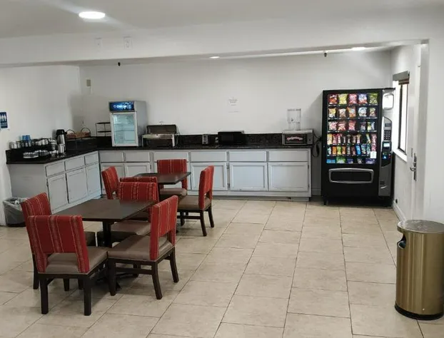 Rancho Cordova Inn hotel detail image 4