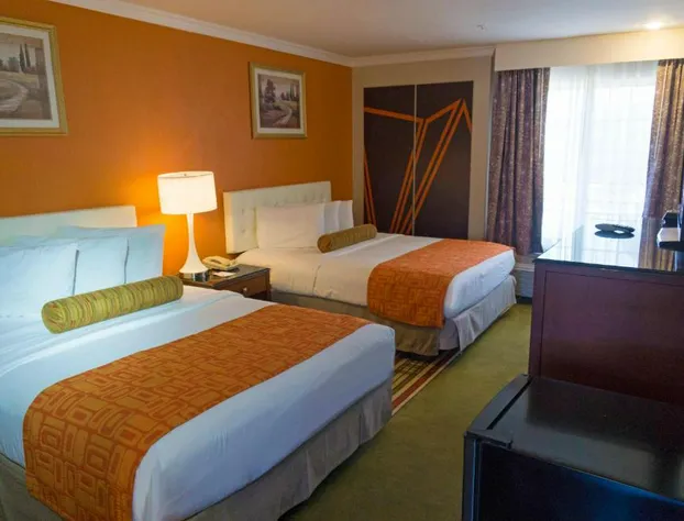 Howard Johnson by Wyndham Pasadena hotel detail image 4