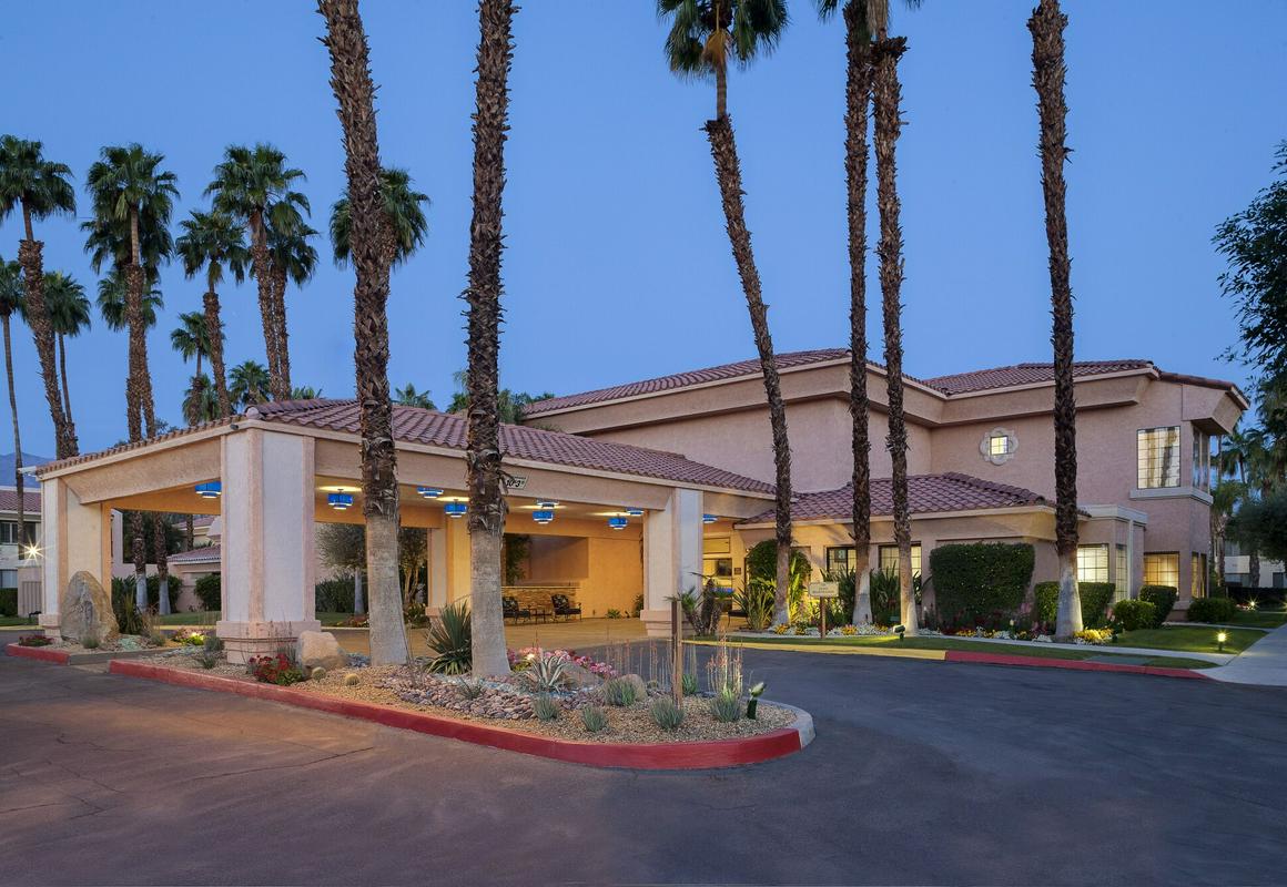 Hyatt Vacation Club at Desert Oasis hotel hero