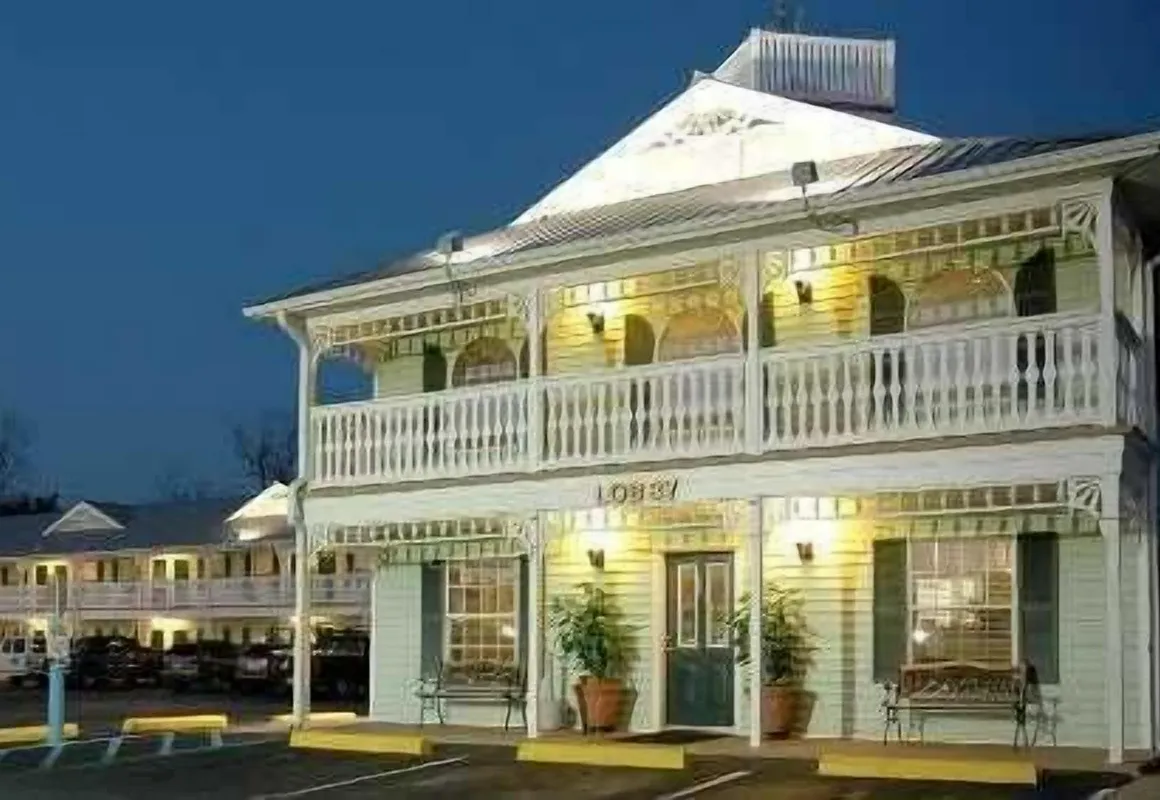 Key West Inn - Chatsworth hotel hero