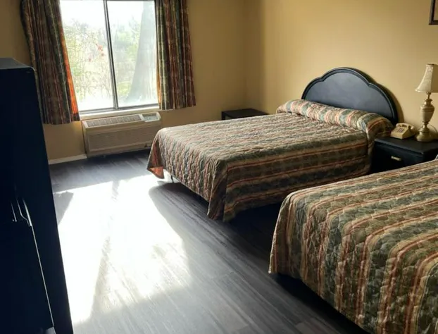 Chateau Royale Inn hotel detail image 4