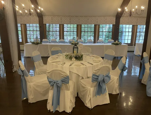 Publick House Historic Inn and Country Motor Lodge hotel detail image 4