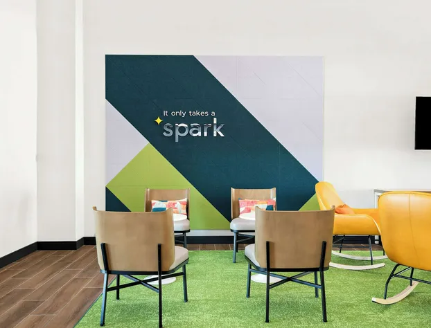 Spark by Hilton Lancaster Dutch Country hotel detail image 1