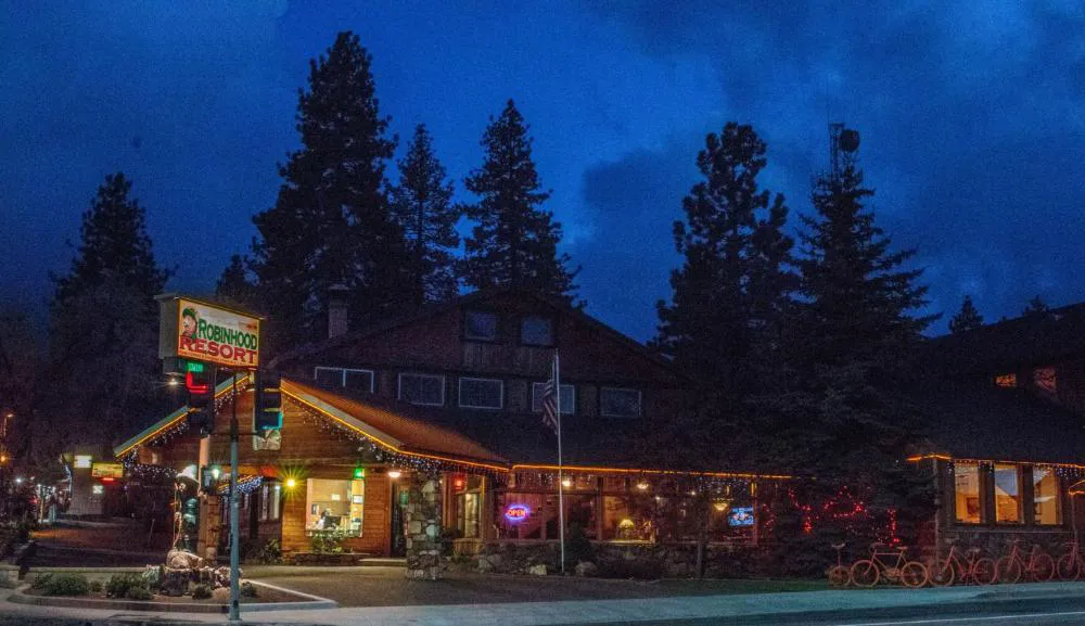 Robinhood Resort hotel hero