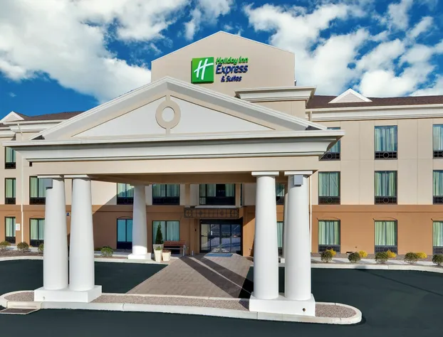 Holiday Inn Express Hotel & Suites Lebanon by IHG hotel detail image 1