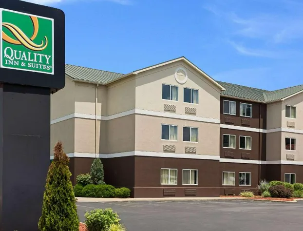 Quality Inn & Suites Ferdinand hotel detail image 4