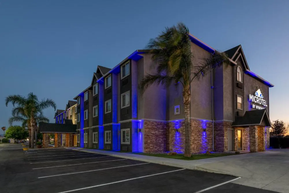 Microtel Inn & Suites by Wyndham Tracy hotel hero