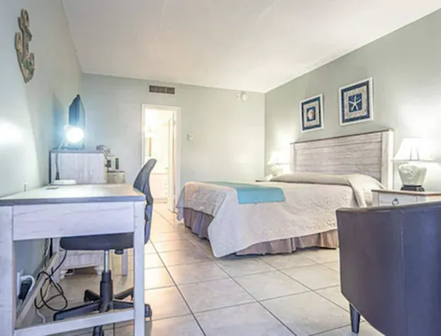 Carriage House Resort Motel hotel detail image 2