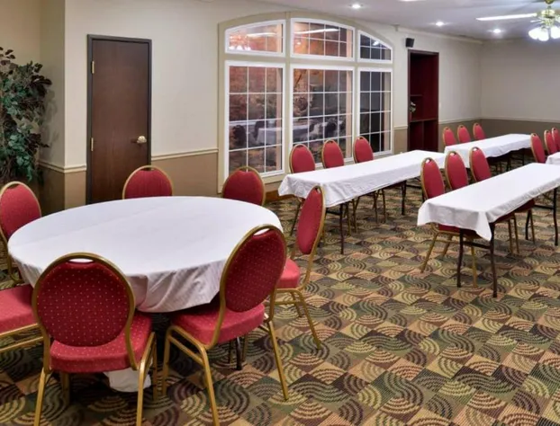 Old Mill Inn hotel detail image 4