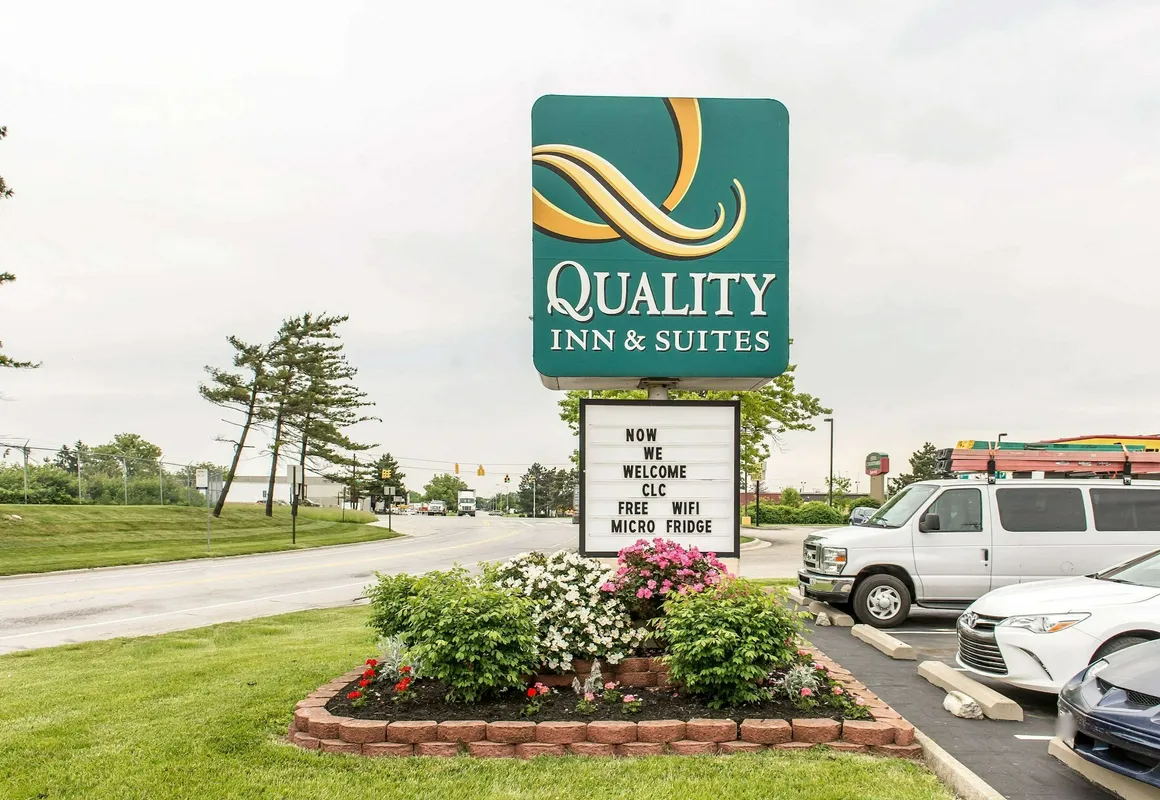 Quality Inn & Suites Columbus West - Hilliard hotel hero