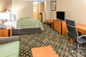 Quality Inn & Suites Columbus West - Hilliard hotel detail image 2