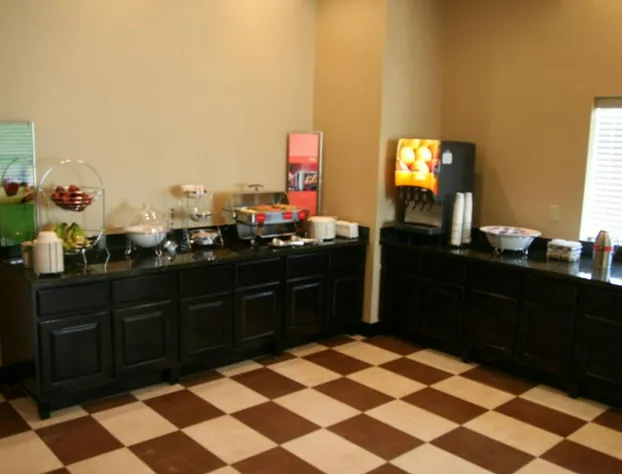 Hampton Inn La Grange hotel detail image 3