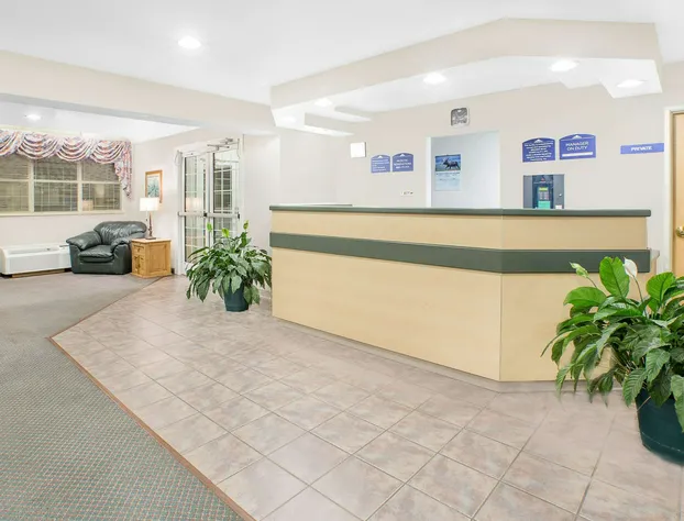 Microtel Inn by Wyndham Broken Bow hotel detail image 1